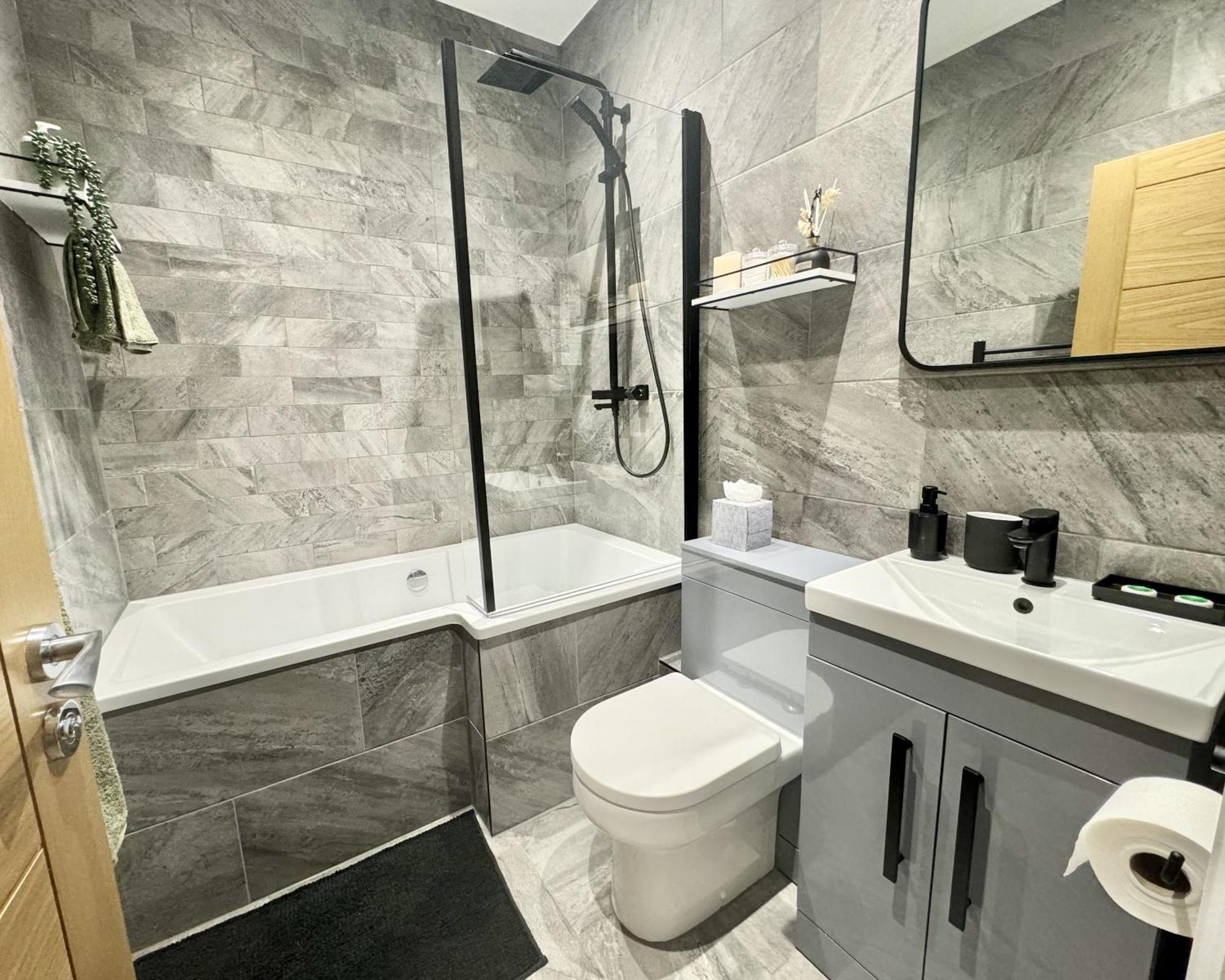 The Yorkshire Crown - Luxury Apartment - Free Parking Nearby Harrogate Exterior foto