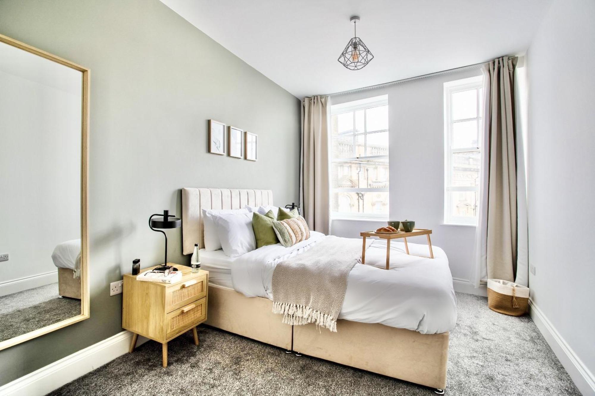 The Yorkshire Crown - Luxury Apartment - Free Parking Nearby Harrogate Exterior foto